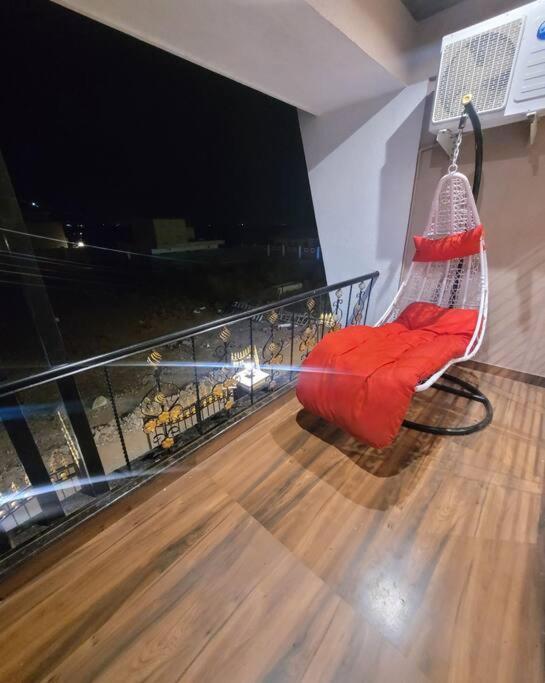 Mount Bungalows - 2 Bhk Villa With Private Pool ロナバラ エクステリア 写真