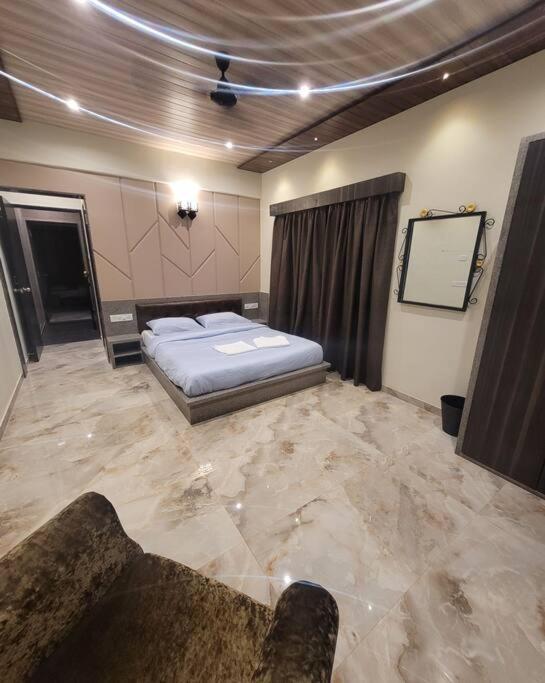 Mount Bungalows - 2 Bhk Villa With Private Pool ロナバラ エクステリア 写真